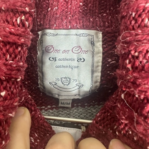 One on One Women's Red and White Sweater - Picture 3 of 4